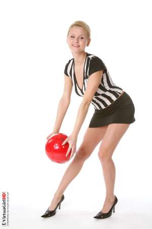 Stripper Picture of Lucianna - With the rise of the E.U. in recent months girls like Lucianna with an organic Euro appeal are in greater demand. She�s a Czech Republic superstar because of her winning smile and her ability to charm you into liking her on an emotional level instead of only a physical one.