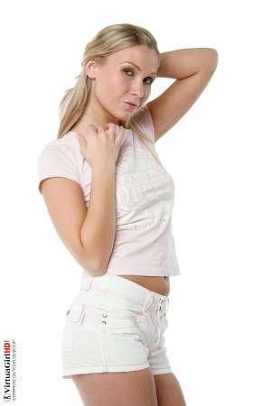 Stripper Picture of Misa - Some of the girls we film for VirtuaGirlHD are professional dancers who hope to be modeling for many more years to come. Others like Misa are amateur starlets who will only be available for a short time while she earns money to pay for her university classes. We consider Misa a special treat a girl that is almost as smart as she is beautiful!