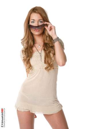 Stripper Picture of Sandra H - It�s truly refreshing to find a confident young woman like Sandra. She doesn�t have breast implants because she doesn�t need them! She knows how perfect her body is and unlike so many other dancers she has the internal strength to rely on her talents without compromises!