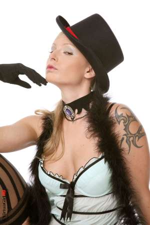 Stripper Picture of Liliane Tiger - Working with adult film star Liliane Tiger was a special treat for our crew and the results are surely a real treat for our viewers. She has starred in many erotic films but even most of her adoring fans have no idea that she is actually a classically trained dancer who performed in some of the most notable exotic clubs of Europe for years.