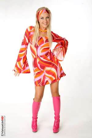 Stripper Picture of Lucynova - Fans of blonde teen dancers with deep blue eyes and a shaved pussy� rejoice! Lucy Nova is about to take your soul on an amazing journey starting with the first moment you see her long legs and traveling up to her hips where you�ll notice her strength and hardcore ability to move her body with powerful thrusts whether she�s standing or on her back! Lucynova is Heidi in the Classic cards collection.