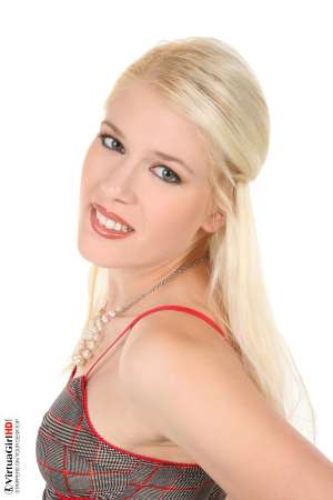 Stripper Picture of Sweet Cat - Delicate perfectly put together so soft to the touch and easy on the eyes. French Lace is all of those things and so is Sweet Cat. This show is the perfect combination of a fantastic teen model and the outfit that best matches her adorable elegant and sweet personality.