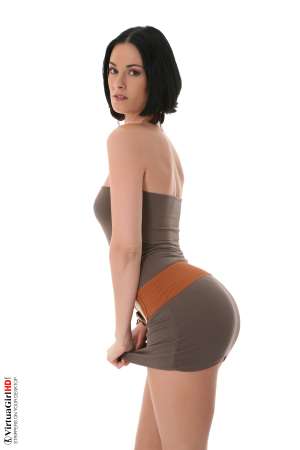 Stripper Picture of Claire Castel - Claire Castel enjoys the finer things in life. She grew up privileged went to the best schools and is highly educated. She believes the art of exotic dancing to be one of the most liberating things a woman can do sexually. Her sensuality can be felt with every move she makes and she wants fans to know she gets very turned on during her performances.