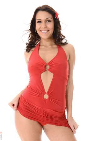 Stripper Picture of Samia Duarte - Samia Duarte is a sexy diva from Barcelona that can shimmy and shake like no other. If you appreciate the allure of a woman that can move her hips and make you want to know what she's like in bed then you need to download every one of Samia's performances. Samia believes erotic dancing is an art form and she is very proud of her skills. She says she is always incorporating new material into her numbers to keep it fresh and interesting for both her and her fans.