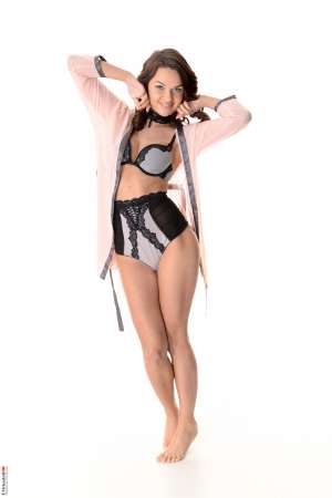 Stripper Picture of Dayzee - Dayzee is one of those care free girls who seems to never have anything particularly important on her mind. She's very bright and she goes through all the same kinds of challenges we all face in life but she manages to keep your chin up and smile her way through any misfortune with the rare true optimism that makes her such a star at any party. Dayzee isn't just looking to have a good time she's always looking to have the best time!