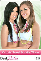 5/9/2012 c0321 - Duo Gallery with Nude Models Victoria Sweet & Katie Oliwer from iStripper