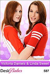 6/11/2014 c0587 - Duo Gallery with Nude Models Victoria Daniels & Linda Sweet from iStripper