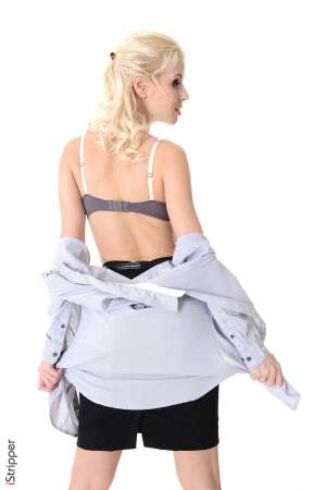 Stripper Picture of MS.Lynna - Ms.Lynna although of Swedish origin was born in the Czech Republic on 1st April 1985. Later she moved to Austria Belgium Germany Italy and United Kingdom currently lives in Slovakia. When living in London she started to attend courses of burlesque and pole-dance and this is where her hobby Striptease was born. Being naked in front of public and getting in direct contact with them without being ashamed of her body led to her being offered job for Playboy Croatia and later led her also to erotic modelling. Now you understand why she doesn't mind being topless when DJ-ing :-)