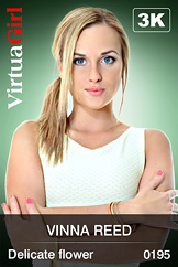 7/10/2015 e0195 - Delicate flower Gallery with Nude Model Vinna Reed from iStripper