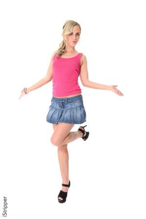 Stripper Picture of Vinna Reed - Vinna Reed is yet another blonde beauty to join our team from the Czech Republic. Vinna describes herself as shy and reserved which is hard to believe when you see her take the stage! But she explains that when she dances she lets go of all her inhibitions and gets super into the moment. She absolutely loves the person she becomes on stage and it is a great turn on to her. When she is not dancing Horni enjoys studying the classics. She was an English Literature major at University and she hopes to teach on the college level some day. Horni is the complete package. She is smart sexy and ready to dance for you!