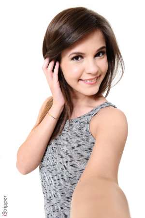 Stripper Picture of Tania R - Tania R is ready to make her Virtua Girl debut. She comes to us from the Ukraine but she has shaken her ass all around the world! Tania is one fun loving babe. She is always laughing and loves to smile which is why she learns a dirty word in the native language of every country that she visits. Tania also prides herself on her extensive dirty joke collection and she tells them at every opportunity she gets. So for a good time download Tania R's performance today!