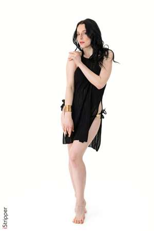 Stripper Picture of Quinn Lindemann - Quinn Lindemann comes from Czech Republic and lives in Prague now. She's just 19 and already a huge professional! We can say that Quinn is a natural born model she perfectly knows how to pose how to look at the camera and how to show off her body... Also known as Nikita Ricci Quinn seems to have a preference for femme fatale roles we could even say dominatrix sometimes...