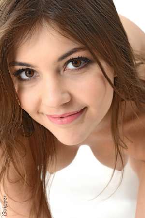 Stripper Picture of Gulia G - Here is Gulia! She's 22 years old only. She just started to work as an adult modeling and seem to appreciate it a lot! In life Gulia is a deemed make-up artist especially appreciated for her patience and kidness toward the celebrtities she regularly meets. She plays the piano and is a real 