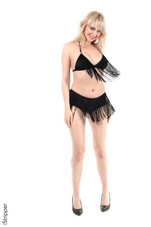 Stripper Picture of Mandy Tee - Here is Mandy Tee amazing blond beauty from Kiev 22 years old a lot of freshness delicacy innocence and sensuality... Mandy started her career late in 2017 and she's known only for nude modeling... In life Mandy is a cat adorer! She loves living with cats and can't imagine her life without them! Apart from cats Mandy spends a lot of time painting she says it is even better than doing yoga and brings her a real sensation of relaxation... Her dream is to live in Los Angeles with all her cats and a dedicated painting workshop :)