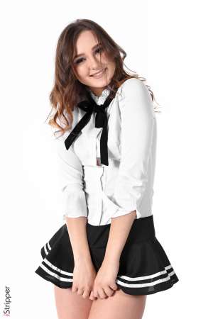 Stripper Picture of Ava - Ava is a fan of oriental dance! She spends hours in front of her mirror dancing and ondulating for the biggest pleasure of her favorite spectator : her beloved cat Tibo! She lives in Kiev but travels all year long! One thing never changes where ever she stays : she does 10km jogging every single day!