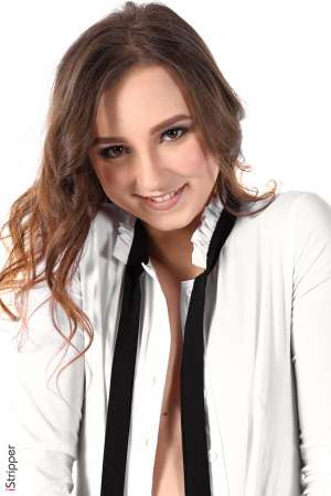 Stripper Picture of Ava - Ava is a fan of oriental dance! She spends hours in front of her mirror dancing and ondulating for the biggest pleasure of her favorite spectator : her beloved cat Tibo! She lives in Kiev but travels all year long! One thing never changes where ever she stays : she does 10km jogging every single day!