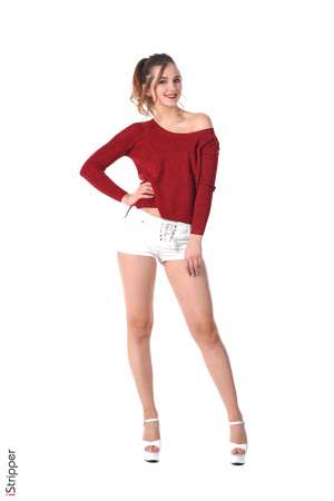 Stripper Picture of Ava - Ava is a fan of oriental dance! She spends hours in front of her mirror dancing and ondulating for the biggest pleasure of her favorite spectator : her beloved cat Tibo! She lives in Kiev but travels all year long! One thing never changes where ever she stays : she does 10km jogging every single day!