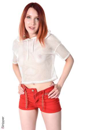 Stripper Picture of Elin Flame - Elin Flame comes from St Petersburg where she's born in 1996. Elin considers herself as an artist. I'm an artist and adore drawing, love travelling, meeting new people and study languages & culture. I do like photography and dream to make one own project when I'll find models and perfect surroundings (not porn lol). No doubt this beauy will quickly leave the adult scene to go in for her other projects which makes her presence on iStripper even more cheerful!