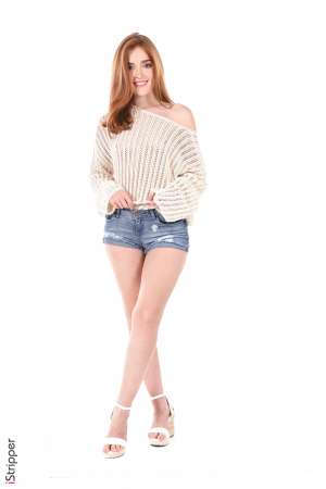 Stripper Picture of Jia Lissa - Nobody on Earth can drive you crazy as fast as Jia Lissa can ... and will! Here is Jia Lissa Best Sex Scene