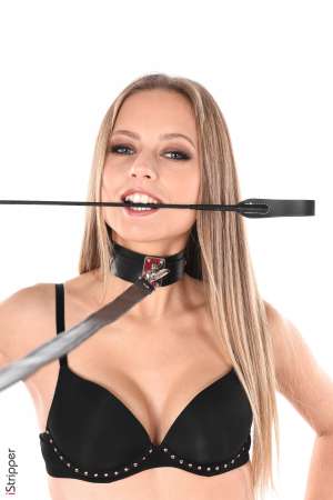 Stripper Picture of Elis - Here is Elis young beauty from Czech Republic born in 1997. Blond bleu eye a very sexy smile and a perfect body Elis is a real jewel and she moves like nobody else! Apart from being a model Elis loves.. modeling! :) This activity is a real passion for her and it's easy to understand why wehn we look at her! She's a fantastic beauty! She loves traveling cooking for friends & reading mystic books! An absolute MUST for your collection!