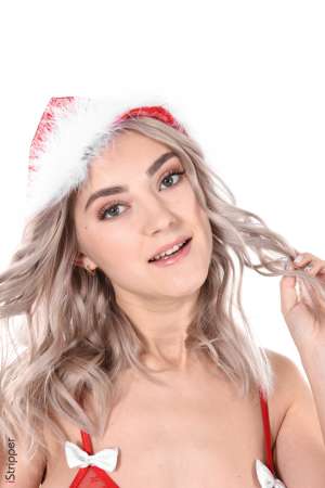 Stripper Picture of Eva Elfie - Eva is a cute girl from Moscow she's 22. She started her career recently but we can promise her a long career if she'd choose to! Eva can adopt any style and enjoy any character she has to embody and she express a lot of sensualism. Apart from modeling Eva loves classical literature and music she spends a lot of time cooking for her friends and she devotes the rest of her time playing online video games!