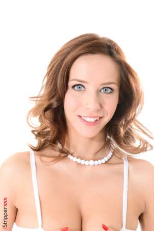 Stripper Picture of Tracy Smile - Tracy Smile is ready to share some very sexy private moments with you right now. She may be pierced and naked but that doesn't make her any less innocent. Notice how she transforms from a shy sweetheart to a sultry minx right in front of your eyes. This Czech mate is the one you'll want to watch again and again!