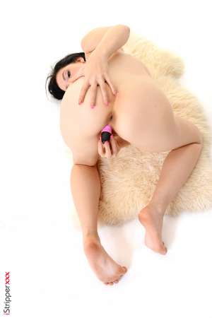 Stripper Picture of Anie Darling - Anie Darling is born in Prague 19 years ago. She started modeling as soon as she reached 18. Her body is sooo perfect that she was immediately called by the biggest producers! I'm sure that her career will be long & brilliant as she has all that we can expect from an adult model! Apart from her career Anie tols us that she loves horse riding she's crazy about her dogs and she's currently learning french! I don't know if she think of settling here around if yes we will regularly invite her to our studios!!!