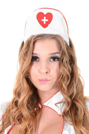 Stripper Picture of Alina N - Tonique and sulphurous here is Alina our new wonder from Kiev. Alina is 23 she likes to do gymnastics and learn new languages but she has confessed that her biggest passion is to sleep ... Sleeping bubbling daydreaming cocooning are her best leitmotivs! And to be honest we'd be willing to join her in this passion...