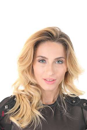 Stripper Picture of Cara Mell - Meet Cara Mell whose name comes from French 