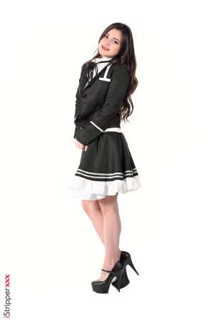 Stripper Picture of Hayli Sanders - Hayli Sanders comes from Ukraine where she's born in 1995. She started her career in 2017 and has cumulated a serious experience of the adult scenes! Before this she was a semi-professional athlete specialized in 100 & 200m! Hayli told us that the thing she prefers over all in life is... do nothing :) Yes Hayli is lazy! Inactivity is her leitmotiv and her favorite place is her bed just in front of the tv with her cat purring just near her...