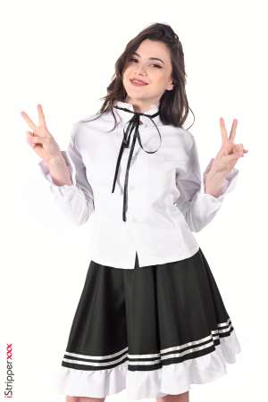 Stripper Picture of Hayli Sanders - Hayli Sanders comes from Ukraine where she's born in 1995. She started her career in 2017 and has cumulated a serious experience of the adult scenes! Before this she was a semi-professional athlete specialized in 100 & 200m! Hayli told us that the thing she prefers over all in life is... do nothing :) Yes Hayli is lazy! Inactivity is her leitmotiv and her favorite place is her bed just in front of the tv with her cat purring just near her...