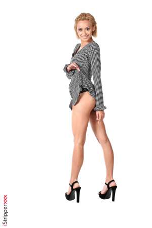 Stripper Picture of Veronica Leal - Caliente!!!! Veronica Leal is from Colombia. She's born in Sardinata in 1993. She describes herself as a Human Lover... She's full of energy always smiling she enjoys every little pleasure in life and has no limit discovering new things tasting new food or new sexual practices... Veronica shines so much that you will have no choice but feeling positive and happy when she'll dance on your taskbar!